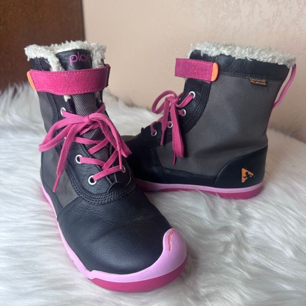 Plae Noel Waterproof Boot Big Kid Size 4.5